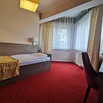 Zieliniec 2* Poznań