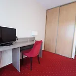 Hotel Zieliniec 2*