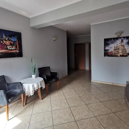 Zieliniec Отель
