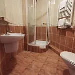 Отель Zieliniec 2*