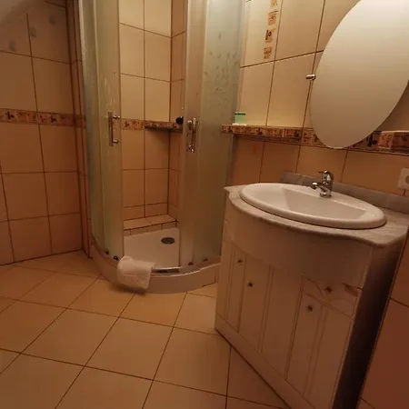 Zieliniec 2*