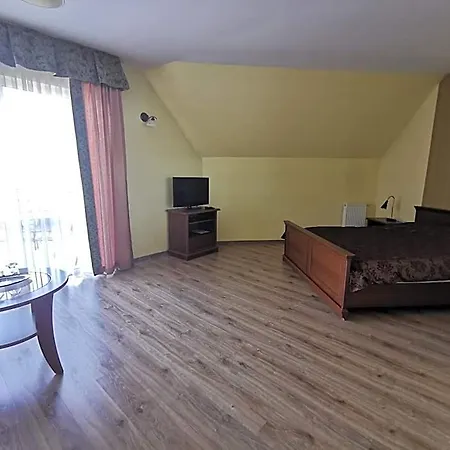 Zieliniec Szálloda Poznań