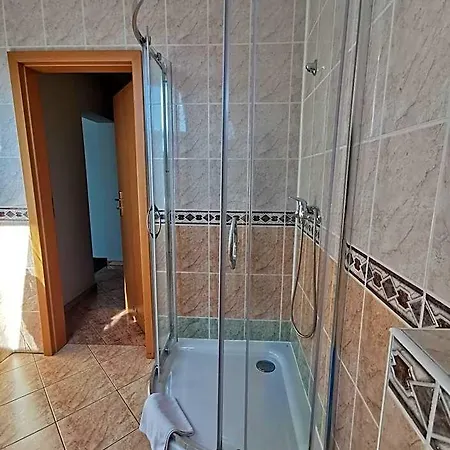 Szálloda Zieliniec 2*