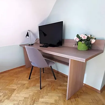 Zieliniec Szálloda 2*