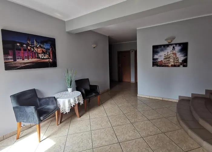 Zieliniec Отель