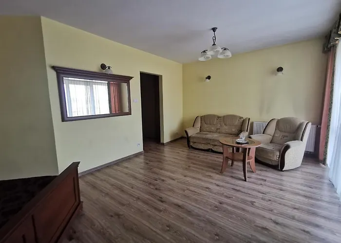 Zieliniec Отель Познань